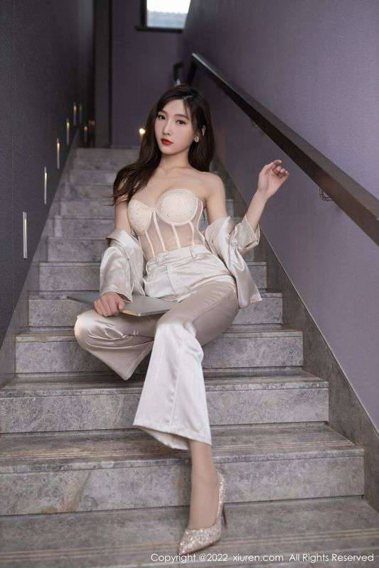 清纯女大学生被干成淫娃(最新)