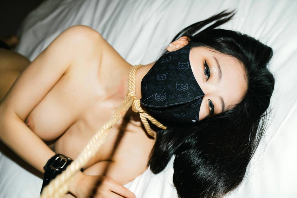 Mona - Please Be My Master