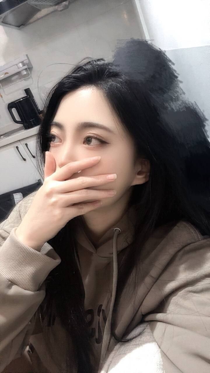 成都兔兔 成外围精神小妹露脸性爱啪啪泄密流出