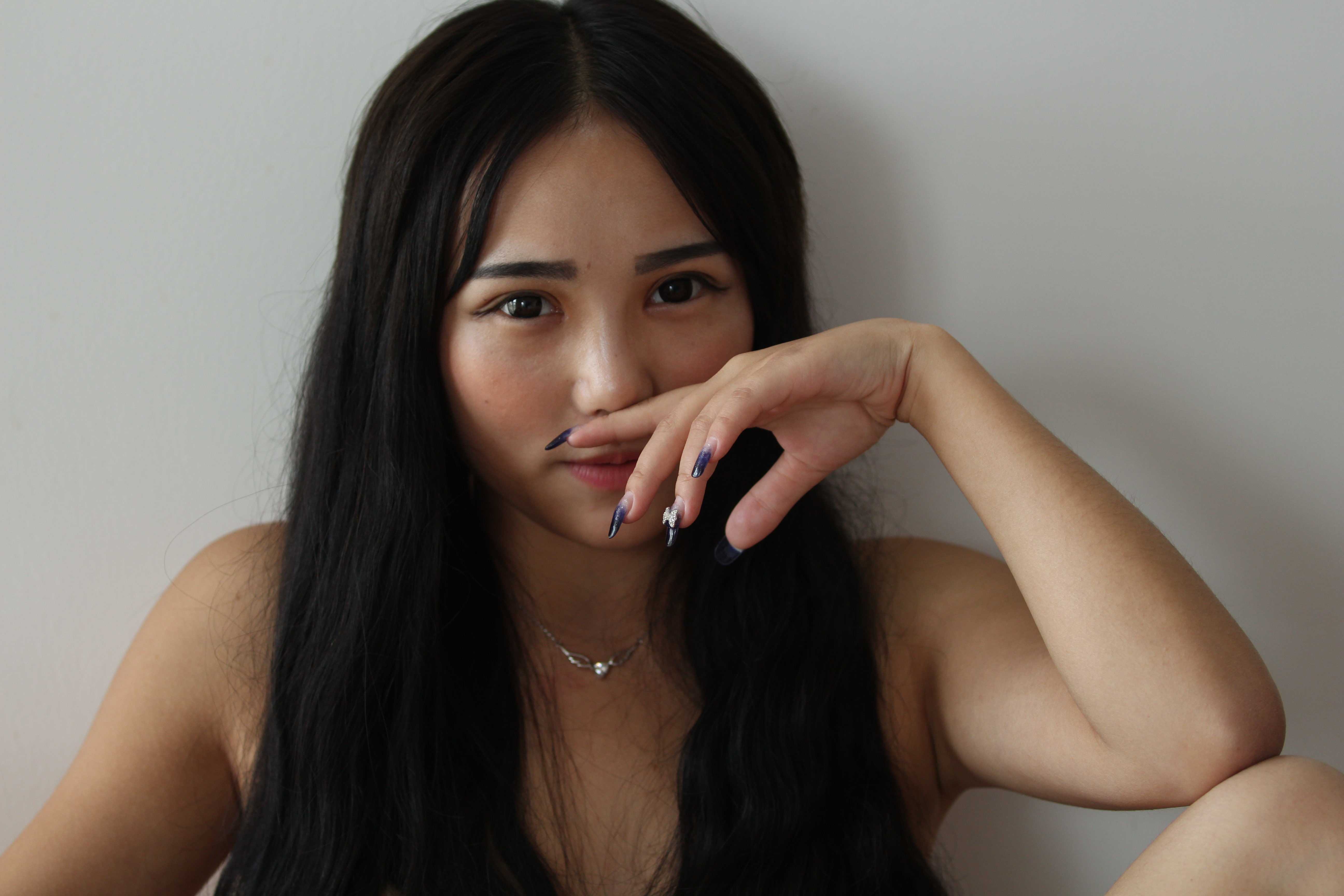 非常精致的小蝴蝶穴