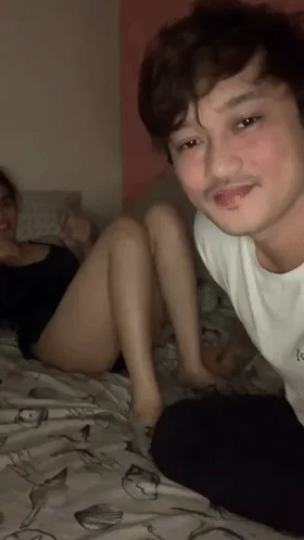 ❤️极品反差婊❤️缅甸情侣私密视频泄露，相互舔舐调情技术一流，主动骑乘位无套插入，实在是太骚了！