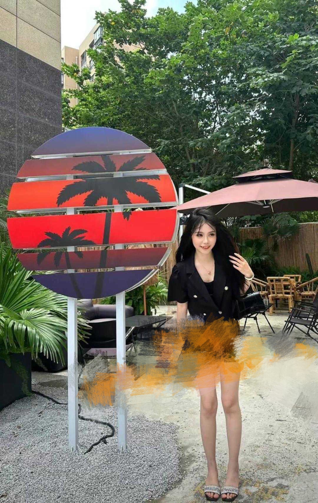 曝光上海浦东反差婊李思彤 下海做高端伴游 被金主爸爸无情的调教！
