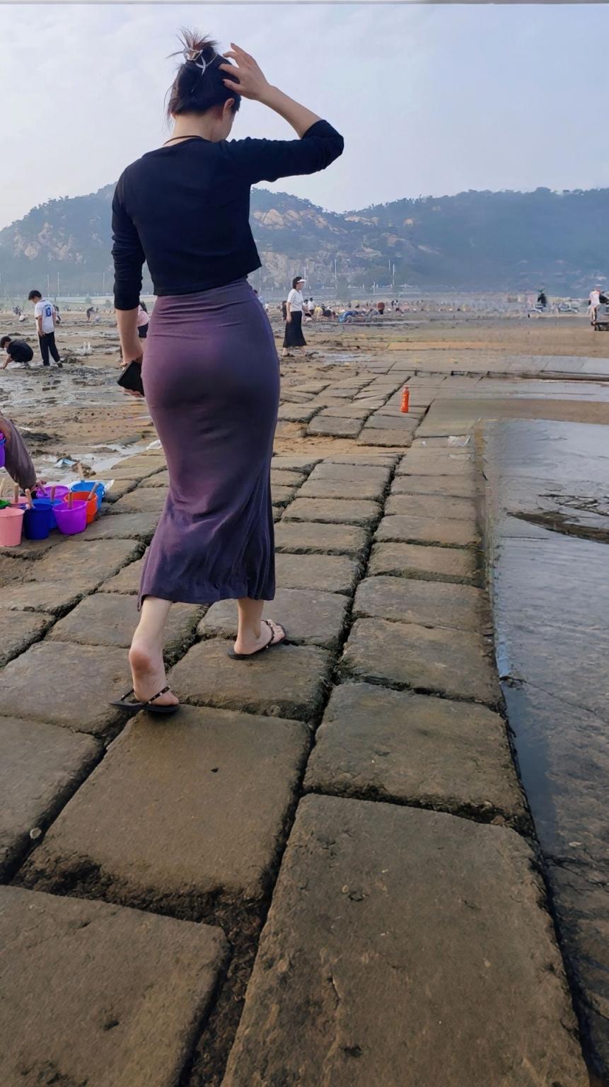 海边随拍大屁股