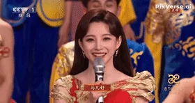 ❤️猎奇❤️感受科技的力量-春晚主持人马凡舒脱衣露美乳！