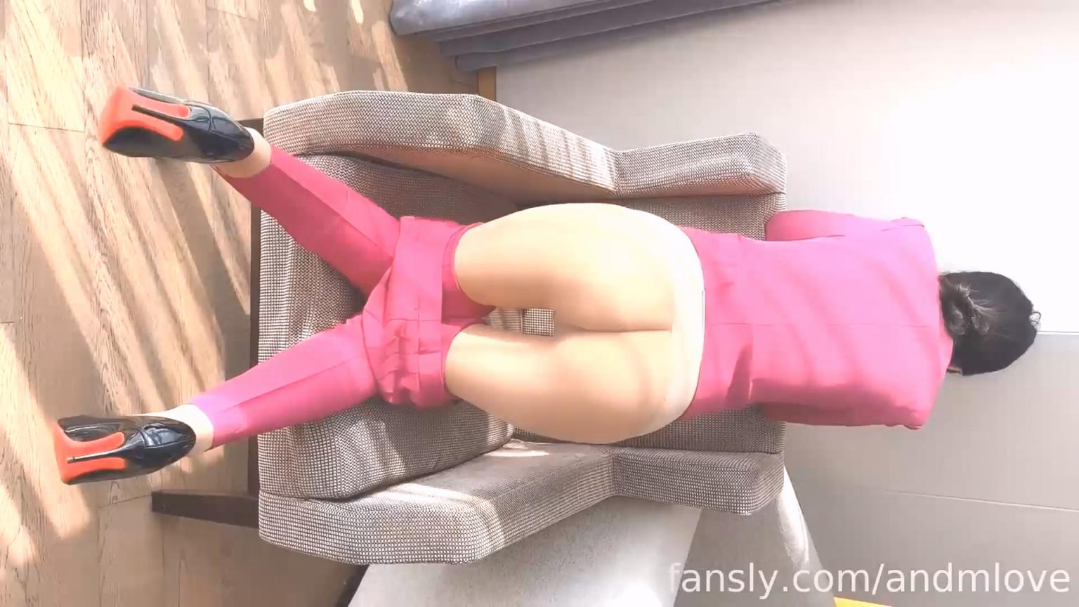最完美性爱，顶级身材，网红博主【andmlove】最新付费福利，各种制服啪啪，全程高能，无尿点
