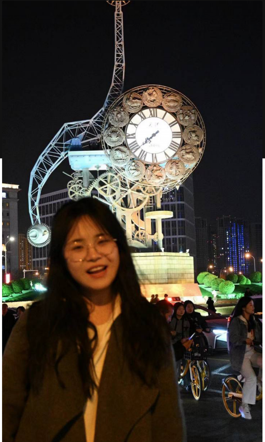 中国社会科学院大学研究生 杜若凝 在同学面前装清纯在Soul上卖骚 酷爱吃屌的癖好让她疯狂！