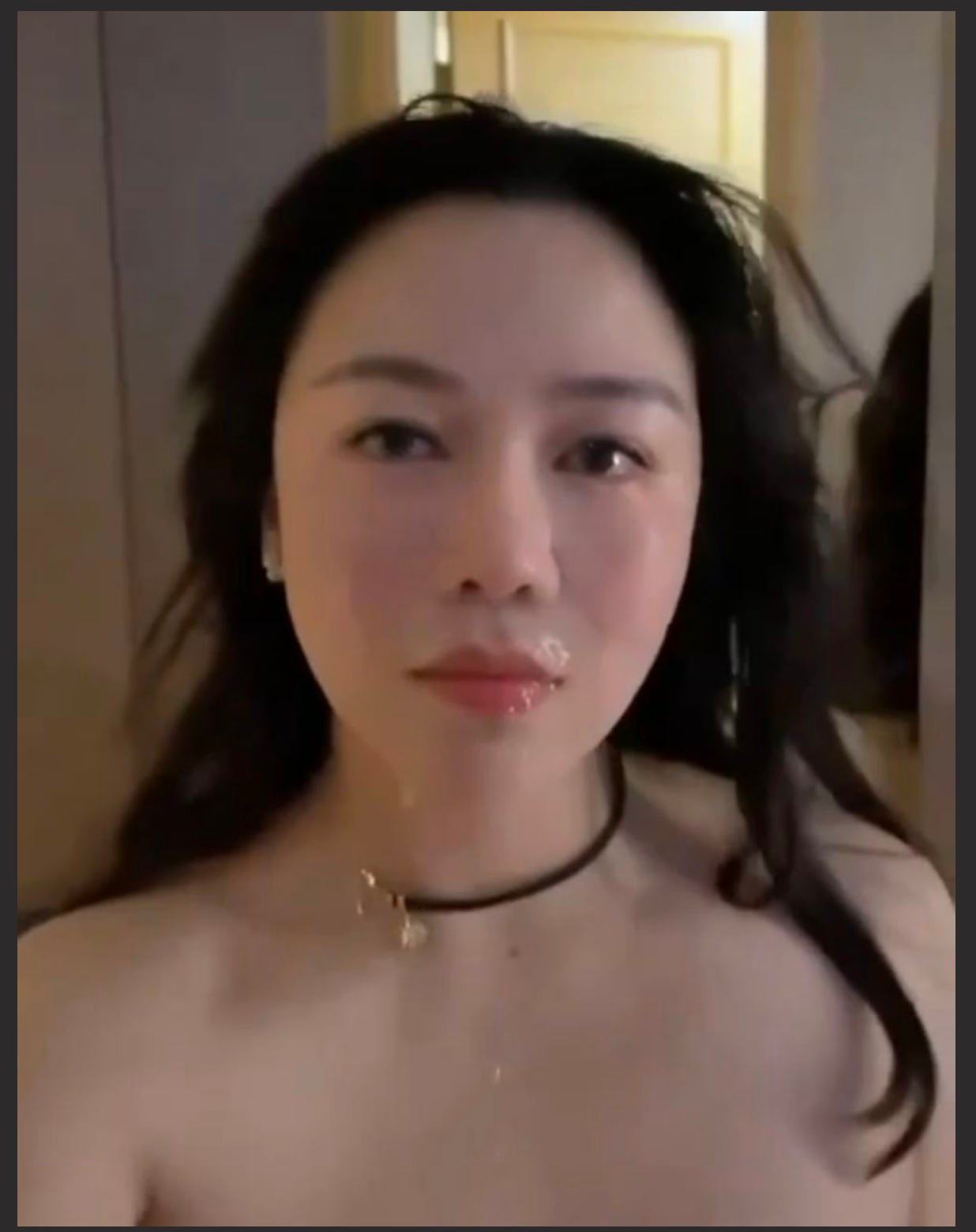 北京易参科技 董事长黄怡然反差颜射曝光 女强人私底下小母狗