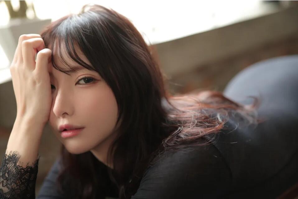 Madonna 新人王炸！新妻优香，31 岁颜值身材气质封神，3 月必追！