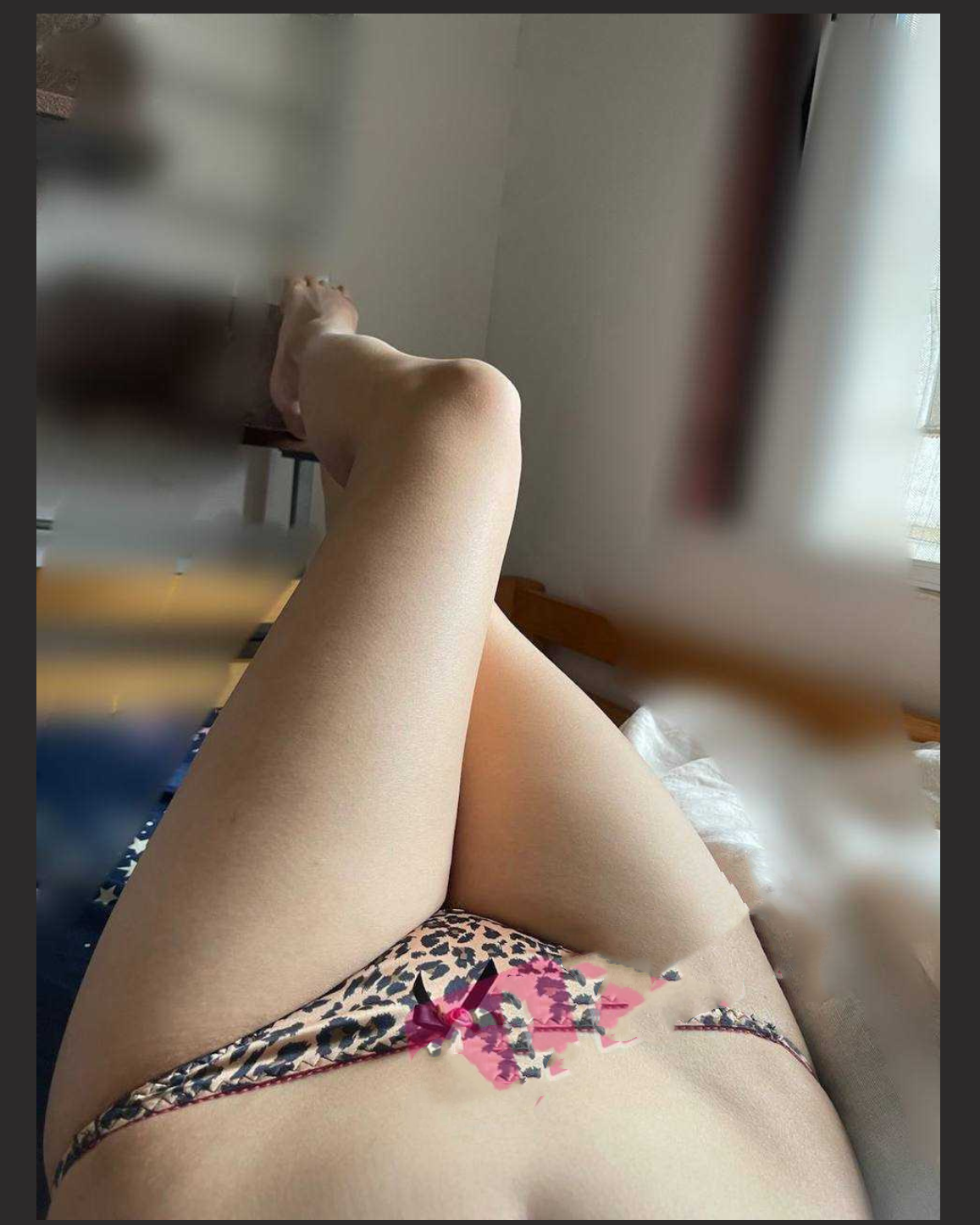 广州某街道党群服务中心吴梦茹 跨年夜丝袜颜射不一样的为民服务！ 视频疯传惊呆同事！