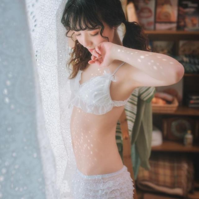 ❤️√ 【超精品】推特新晋摄影师【执义】大尺度唯美作品相当美 模特直接是全裸露点露穴