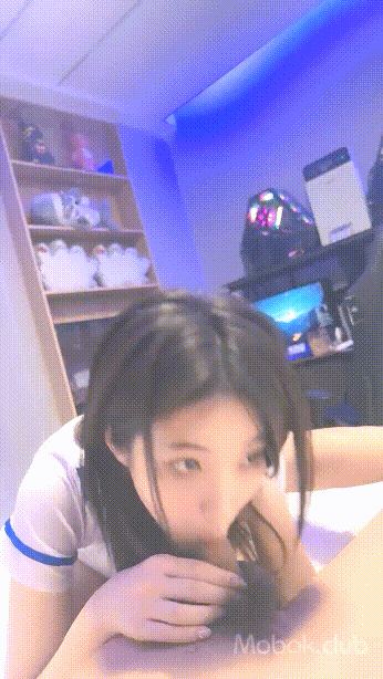 美美的脸纤细的腰超极品可爱小仙女 极品身材无套爆操， 表面看起来很乖巧可爱 私下是爸爸小母狗