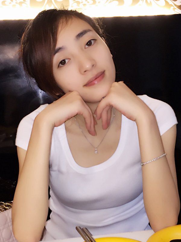 人前风光人后骚浪