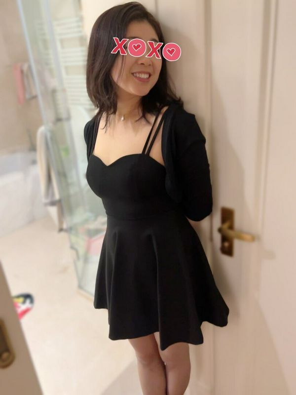 太有感觉了，这人妻得让多少孟德综合症，开始有症状