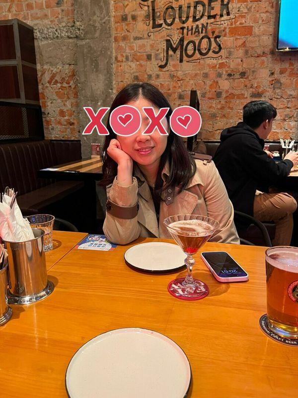 太有感觉了，这人妻得让多少孟德综合症，开始有症状