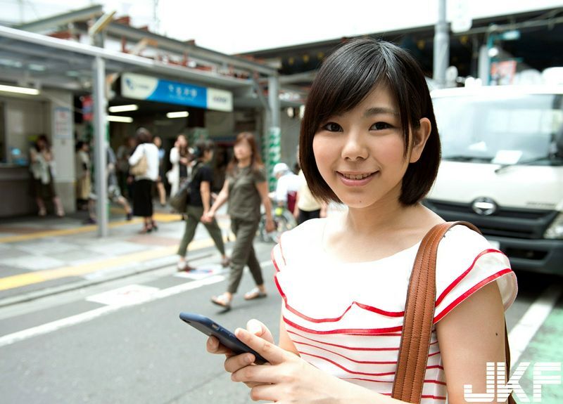 Dカップ 短发ロリ系少女 まひろ芽唯