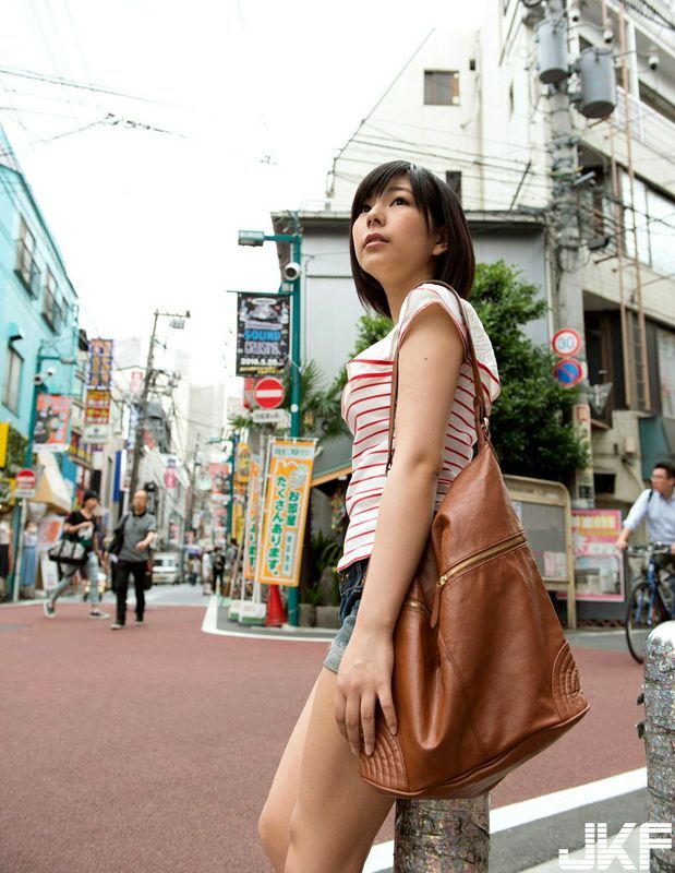 Dカップ 短发ロリ系少女 まひろ芽唯