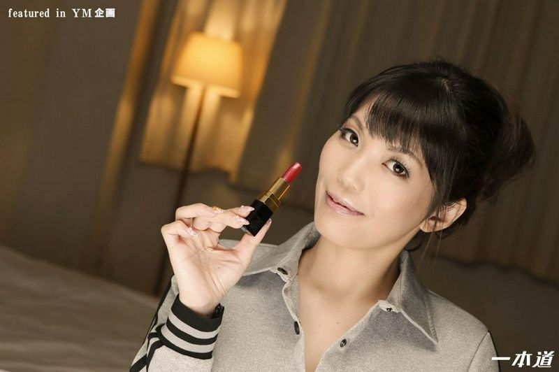 小野寺まり魅惑的眼神