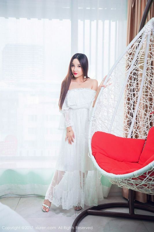 千娇百媚李梓熙洁白婚纱美不胜收