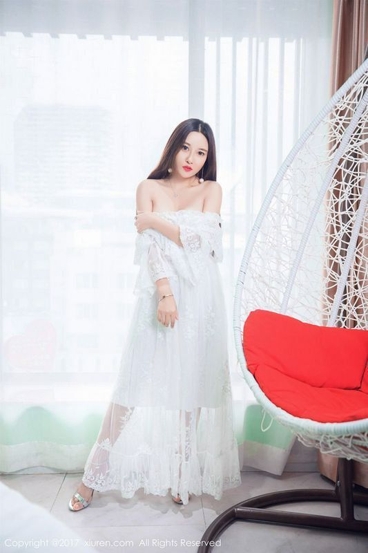 千娇百媚李梓熙洁白婚纱美不胜收