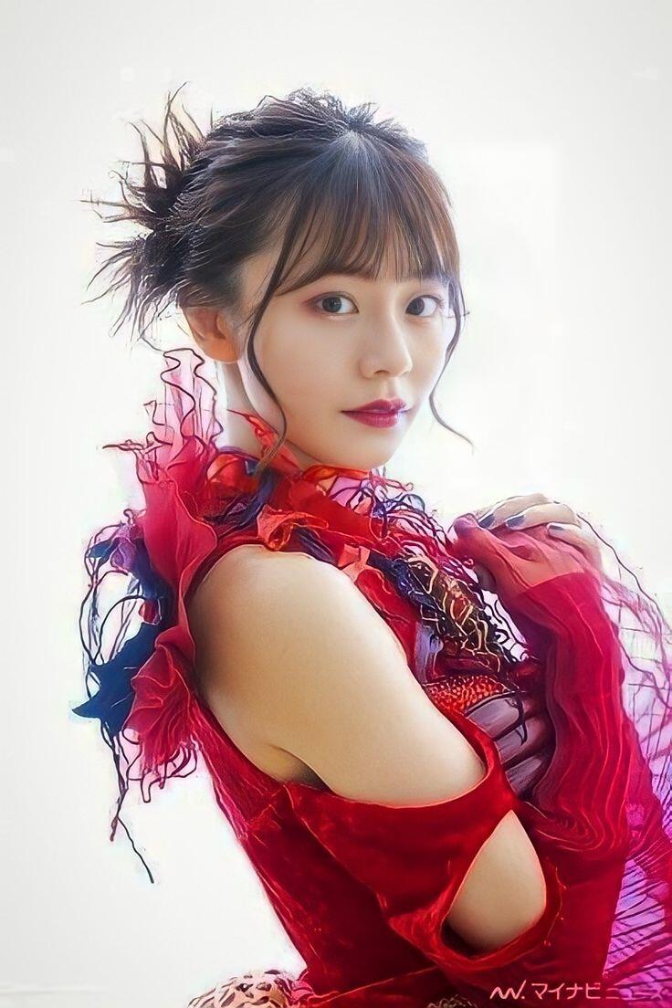 最迷人「女反派」更名《椛島光》後再出發！第一本寫真集讓人又想投靠她！