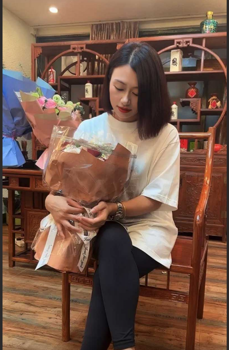 少妇老师36岁激情不减 情人节偷情露脸流出 网友分享独特的推到心得速来学习 金钱诱惑反而不如情感攻势