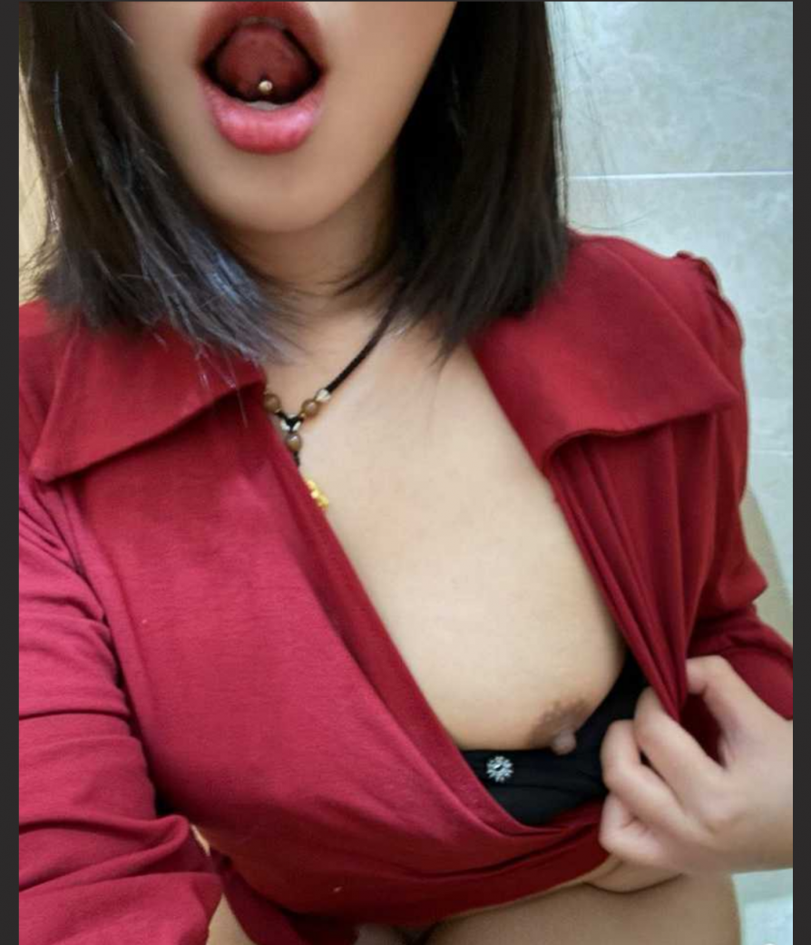 湖南长沙美女 吴梦 大量性爱视频被前夫曝出 超爱口交的淫荡人妻撅臀挨操 全程露脸反差爆棚！