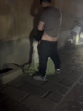 ❤️猎奇❤️青州古城深夜炸裂！一对情侣胆大包天，竟在古街小巷上演“活春宫”！
