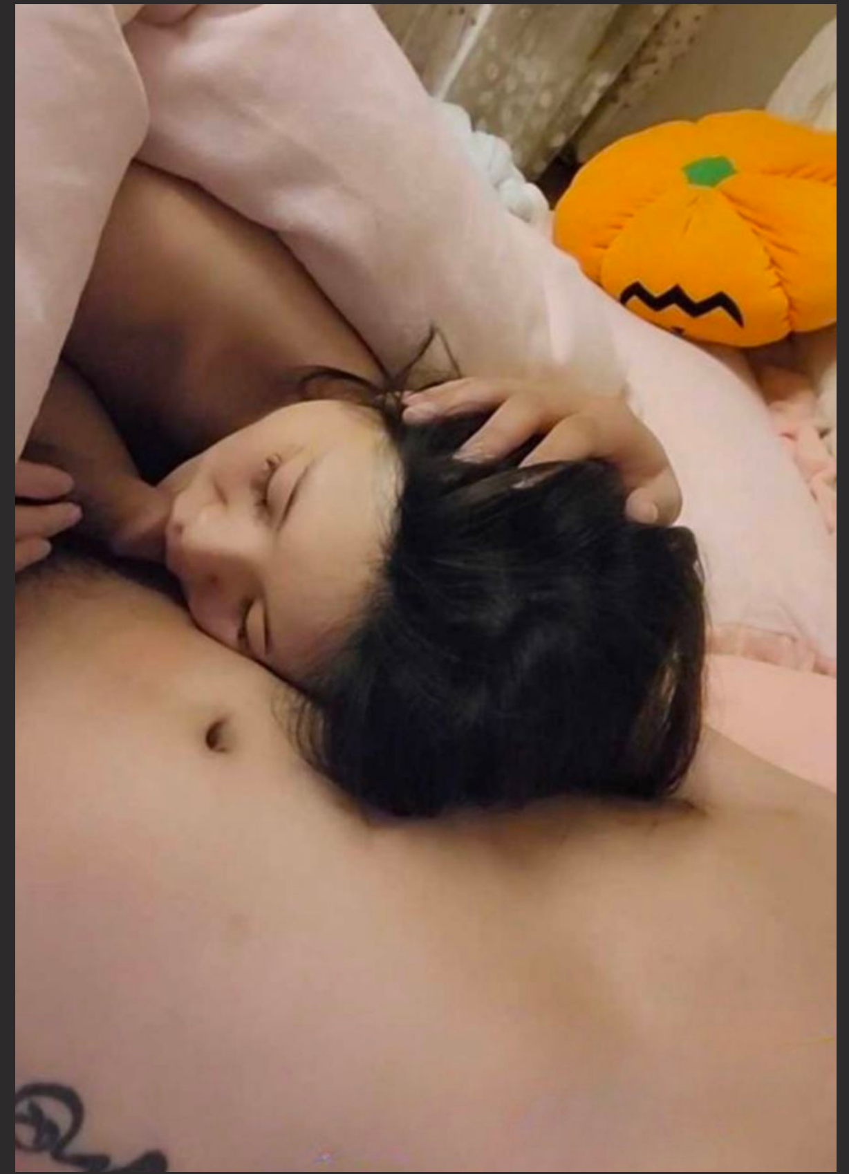 南京市IDO女装老板娘 婚内发各种裸照 勾引男人打炮 一年45个