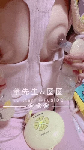 极品人妻，完美身材，非常反差~，喜欢户外露出、放尿、淋尿、内射流精、孕期发骚