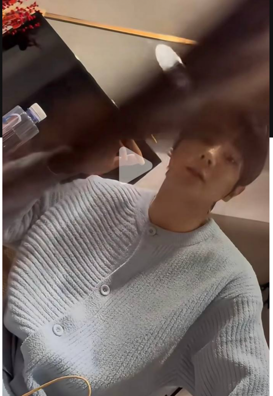 中国男演员金浩鹏丑闻曝光，出轨约炮、家暴坑女友的钱等黑料震惊全网！