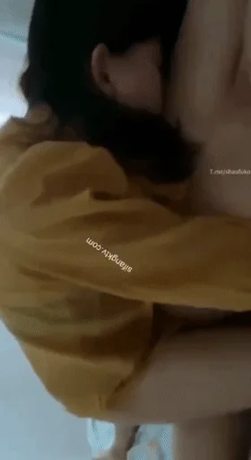 极品少妇✨超主动，吞吊口交，骑乘摇曳时激情电话，实在是太爽太刺激了！
