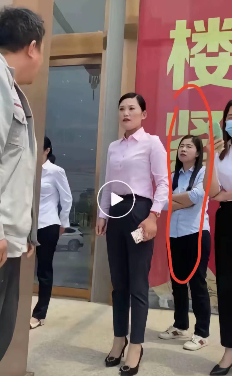曹县翰林府大瓜后续！女销售的卖房能力果然出众，14分33秒自拍视频再流出！