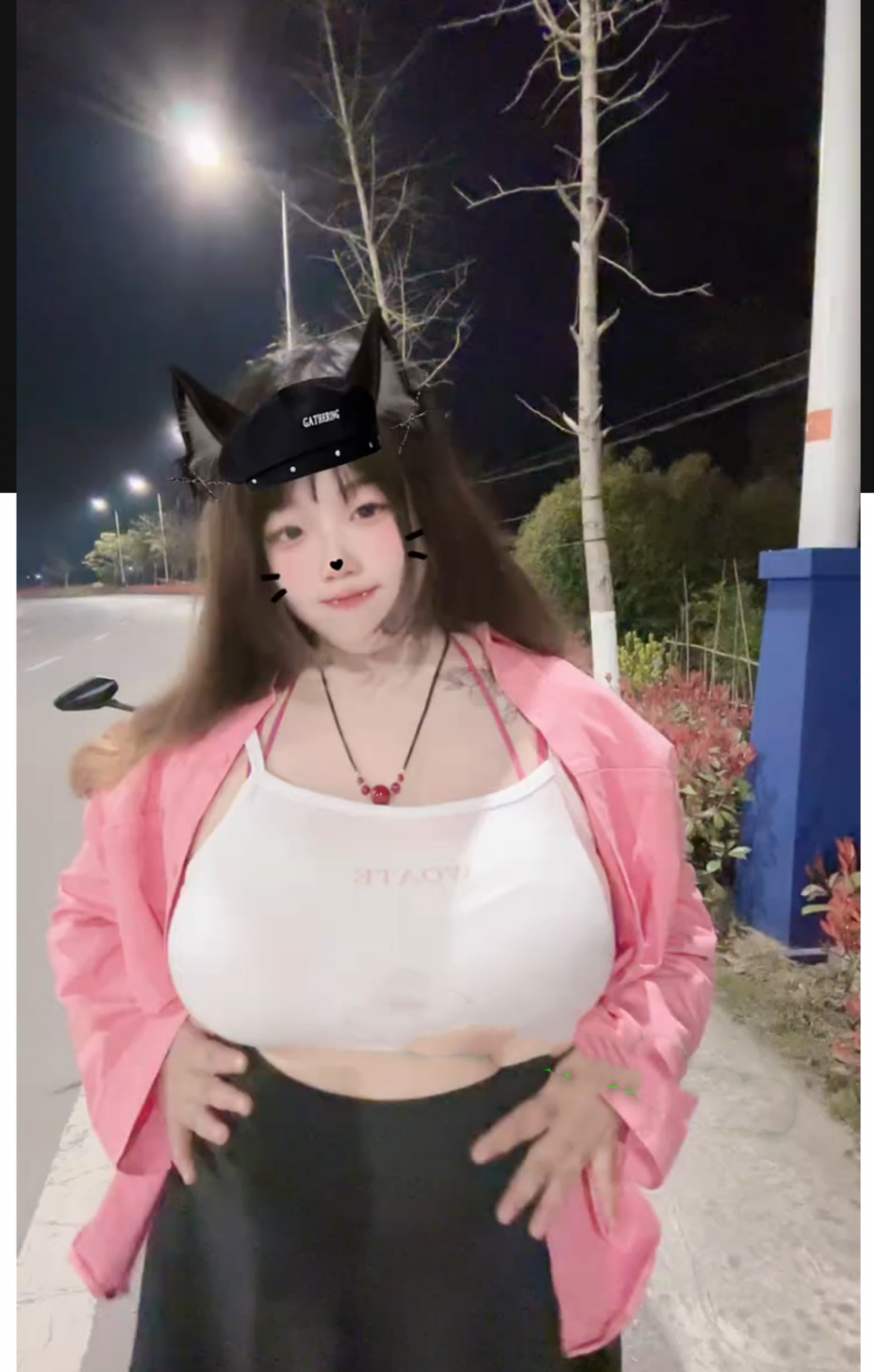重庆03年大奶坦克王蕊香私拍视频流出，有男朋友还出轨约帅哥，纯纯性奴母猪