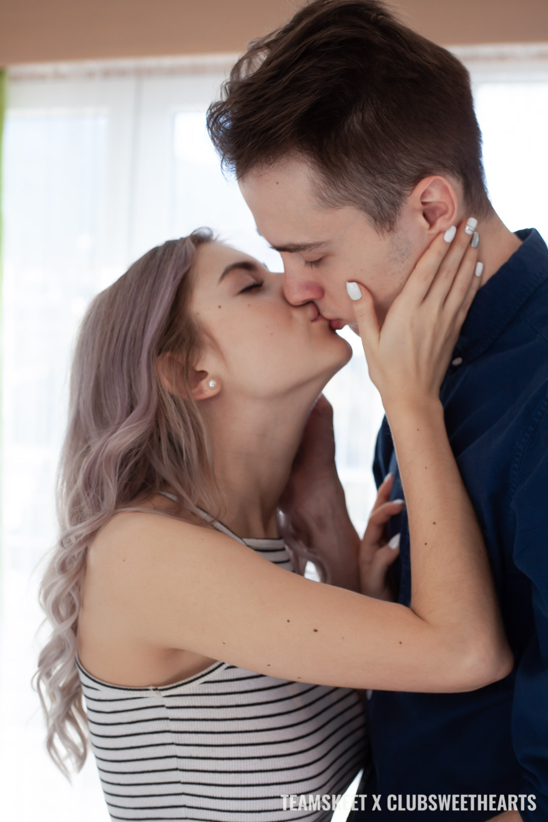 俄罗斯美女激战洋巨屌 吞吐自如