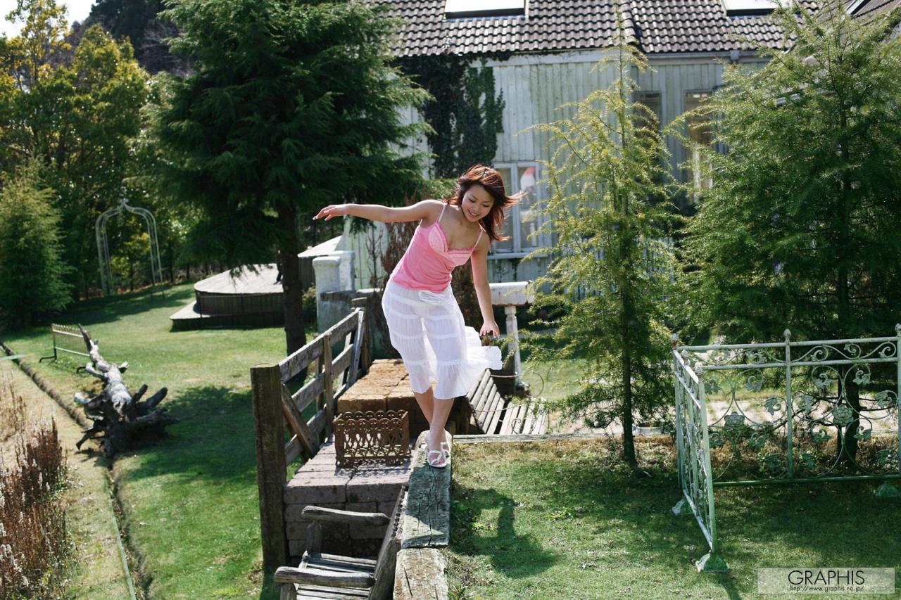 Nana Miyashita 宮下奈々 Camisole