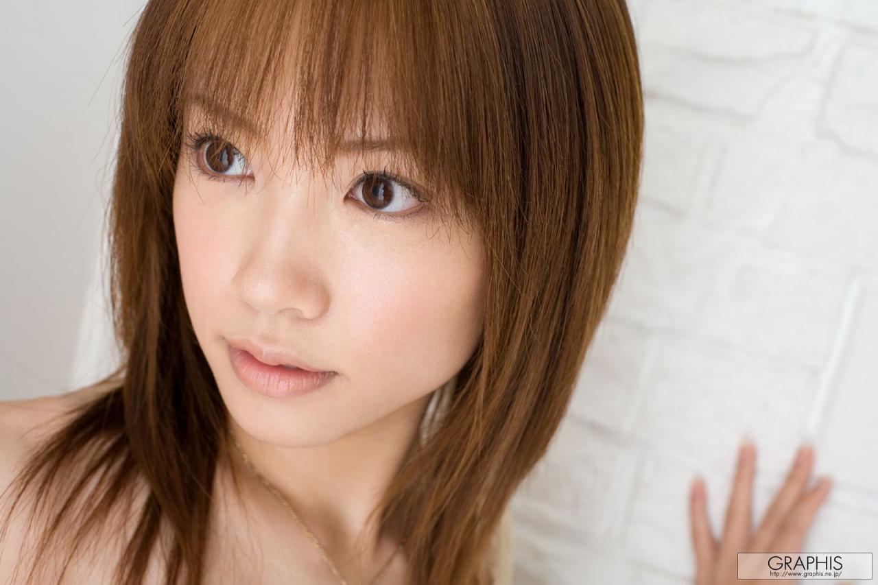 Reika Shiina 椎名れいか Gold