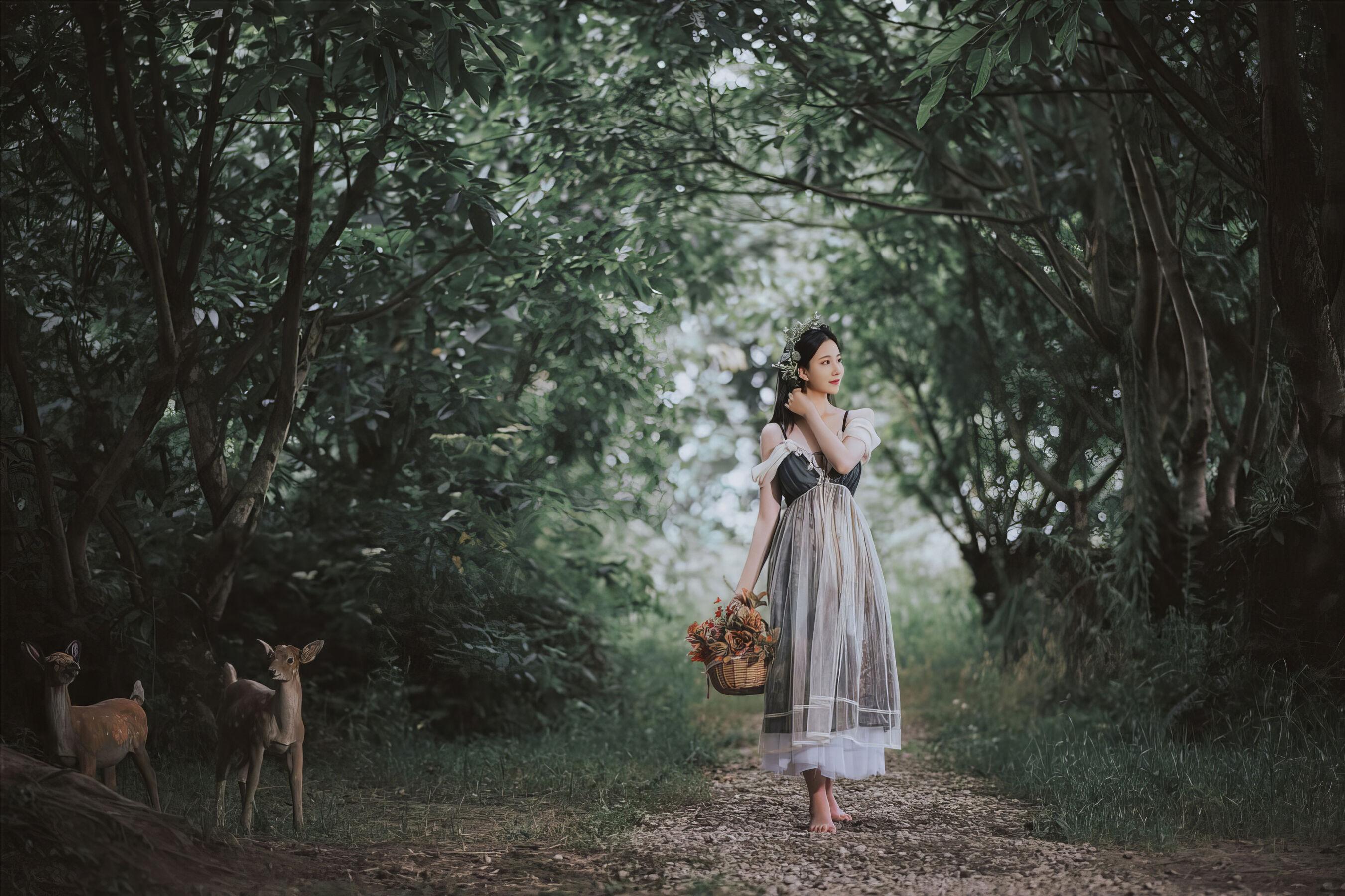 年年-爱丽丝仙境