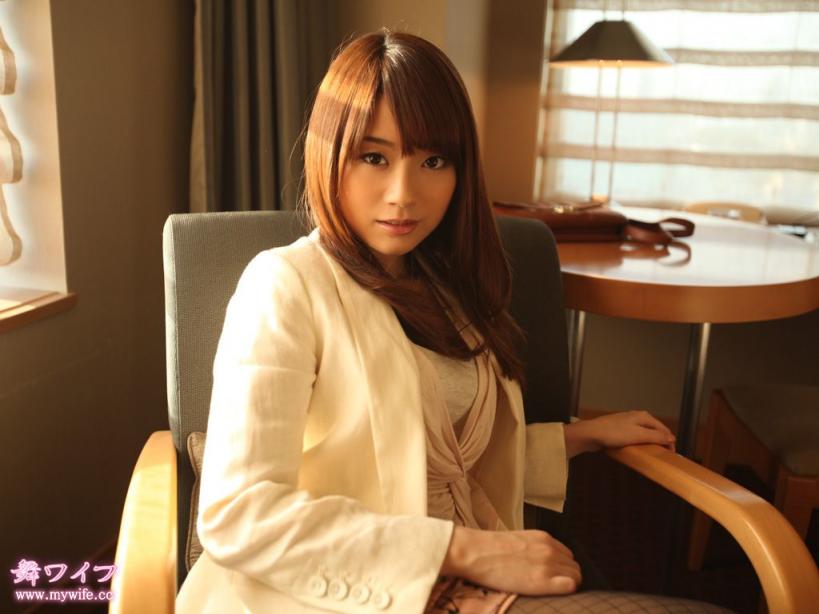 高杉 恵那 Ena Takasugi 愛花沙也