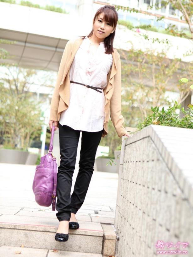 高塚 菜月 Natsuki Takatsuka すずきりりか