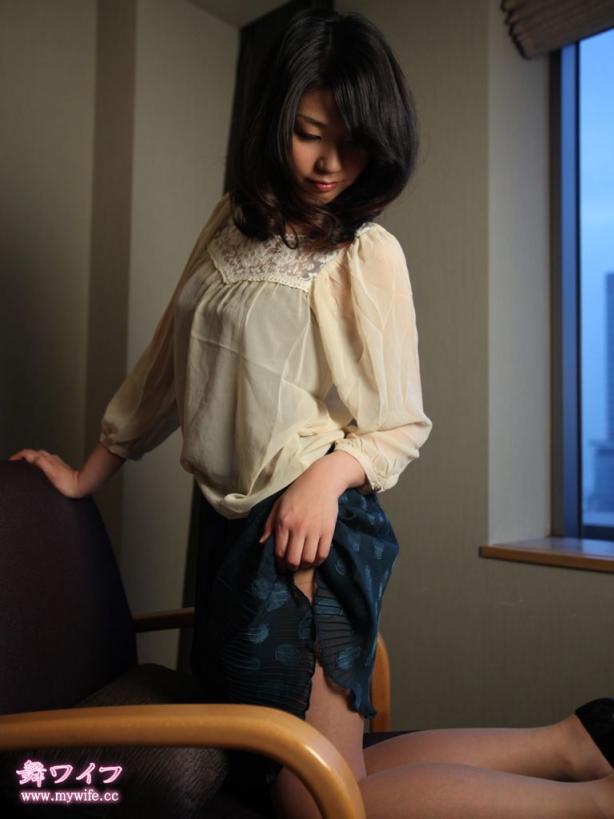 伏見 麻紀 Maki Fushimi 芹沢紀香