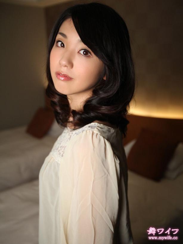 伏見 麻紀 Maki Fushimi 芹沢紀香