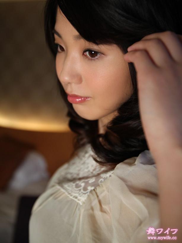 伏見 麻紀 Maki Fushimi 芹沢紀香