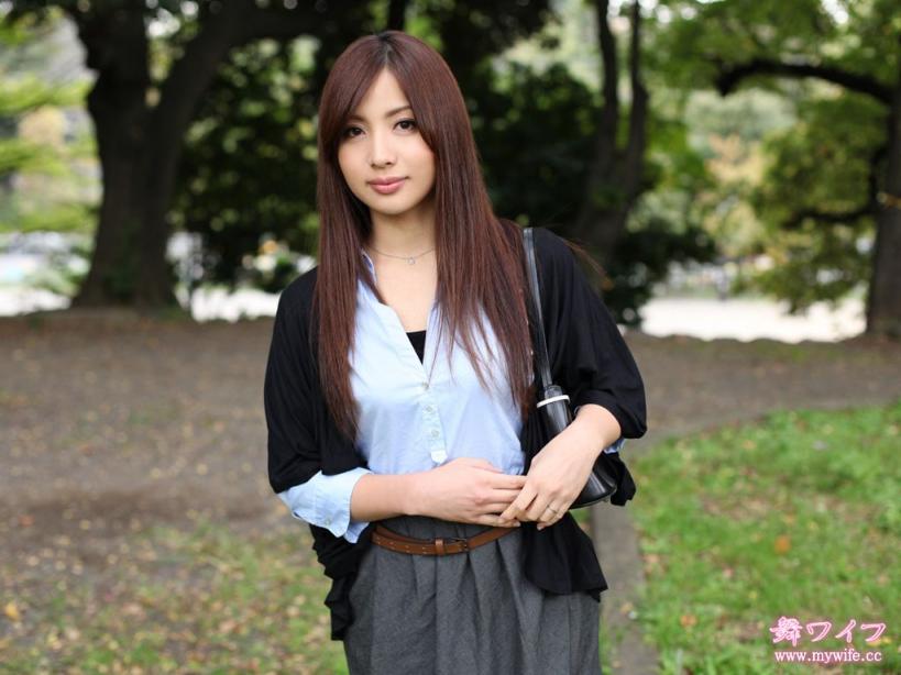 新山 里奈 Rina Niiyama 向井恋