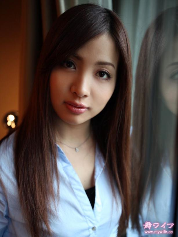 新山 里奈 Rina Niiyama 向井恋