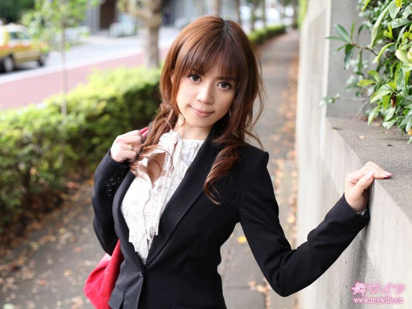 峰岸 麻里 Mari Minegishi 青葉ゆう