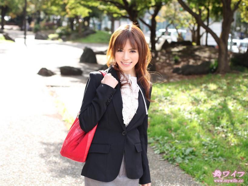 峰岸 麻里 Mari Minegishi 青葉ゆう