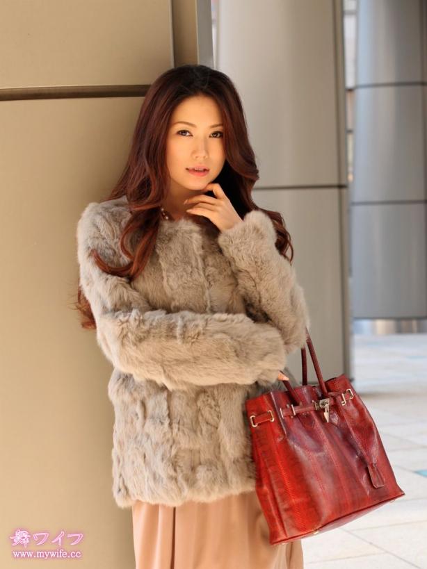 杉崎 千穂 Chiho Sugisaki 未果美彩