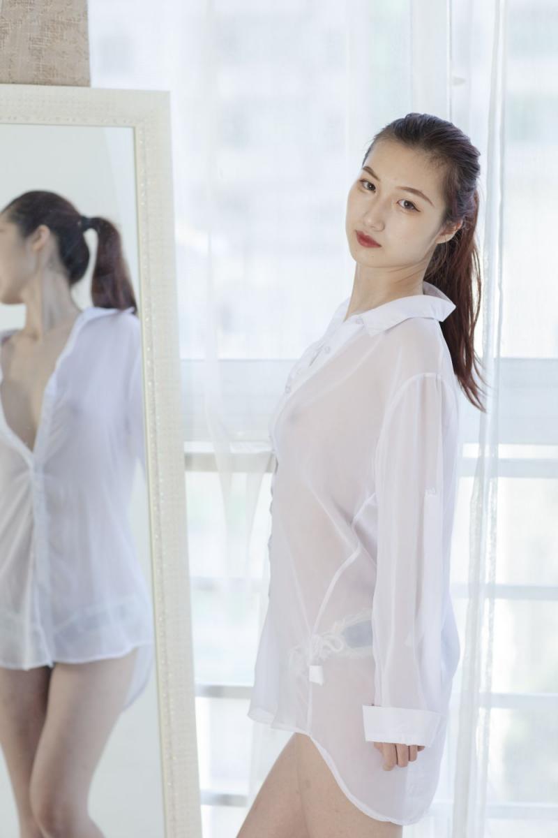 白衬衫小姐姐太舒服了