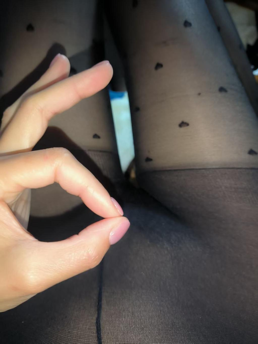 今日裤里丝无内