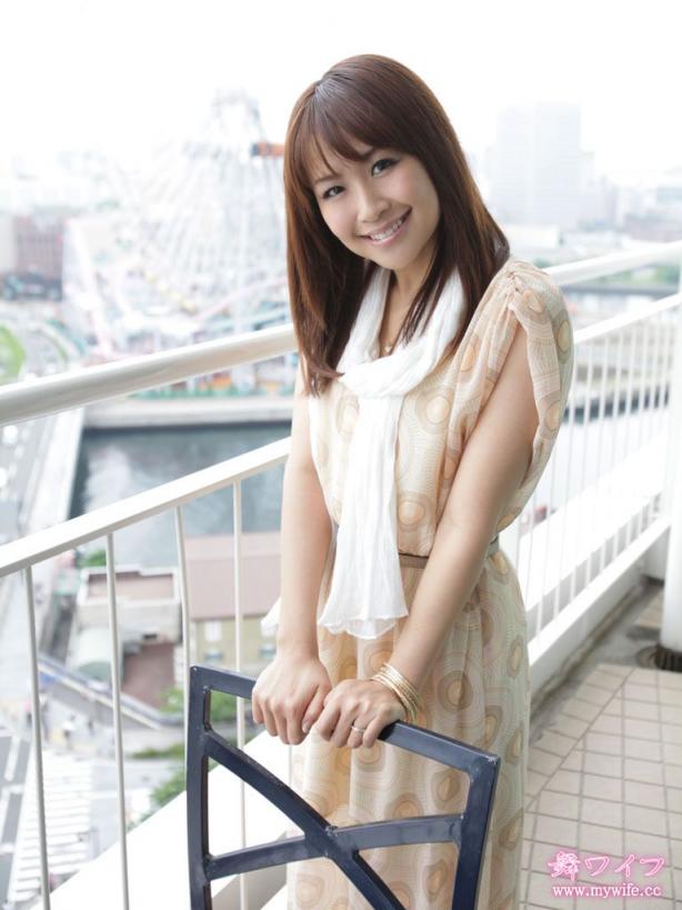 綾瀬 恵 Megumi Ayase Maika